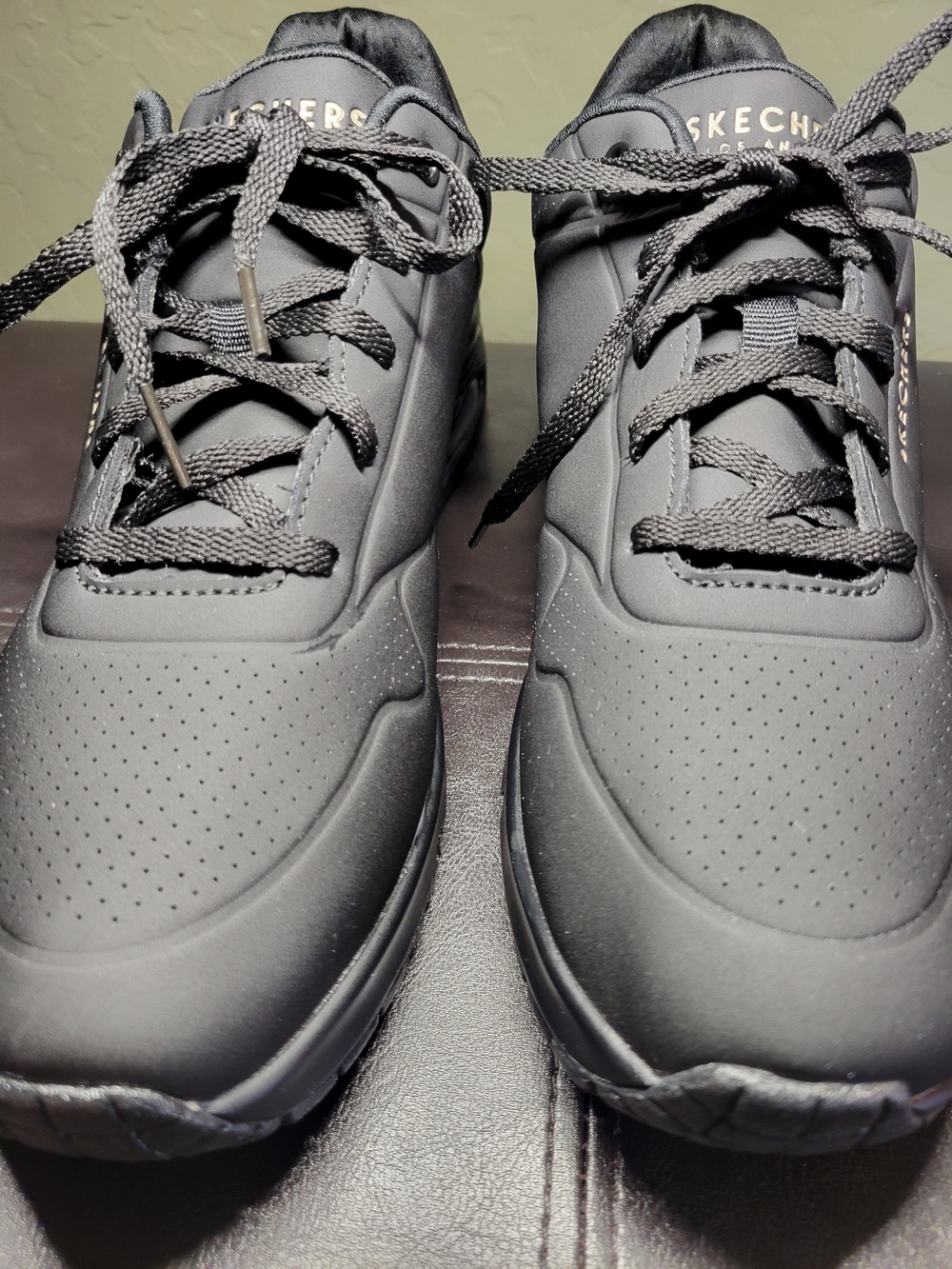 Skechers Los Angeles "Uno - Stand On Air" Sneakers Womens Size 11 - Picture 2 of 13